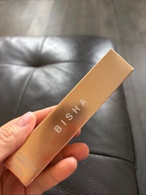 Bisha Lip Liner in color Beverly Hills